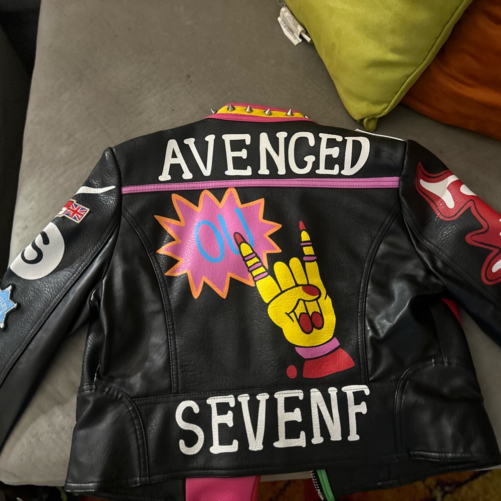 Women’s jackets - Picture 8 of 8